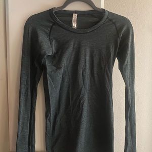 LuluLemon Swiftly Tech Long Sleeve Shirt 2.0